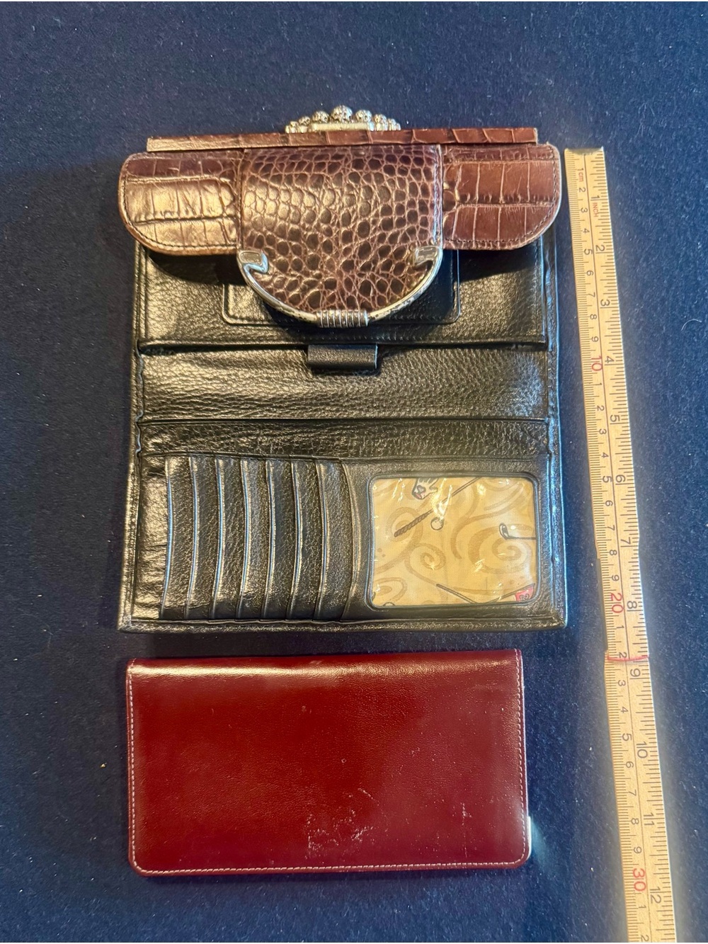 Brighton Golf Two-Tone Brown and Black Leather Wallet Set - Picture 2 of 14